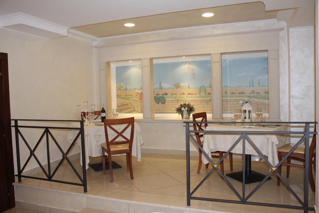 Hotel Di Cosmo ซานโจวานนี โรตอนโด ภายนอก รูปภาพ